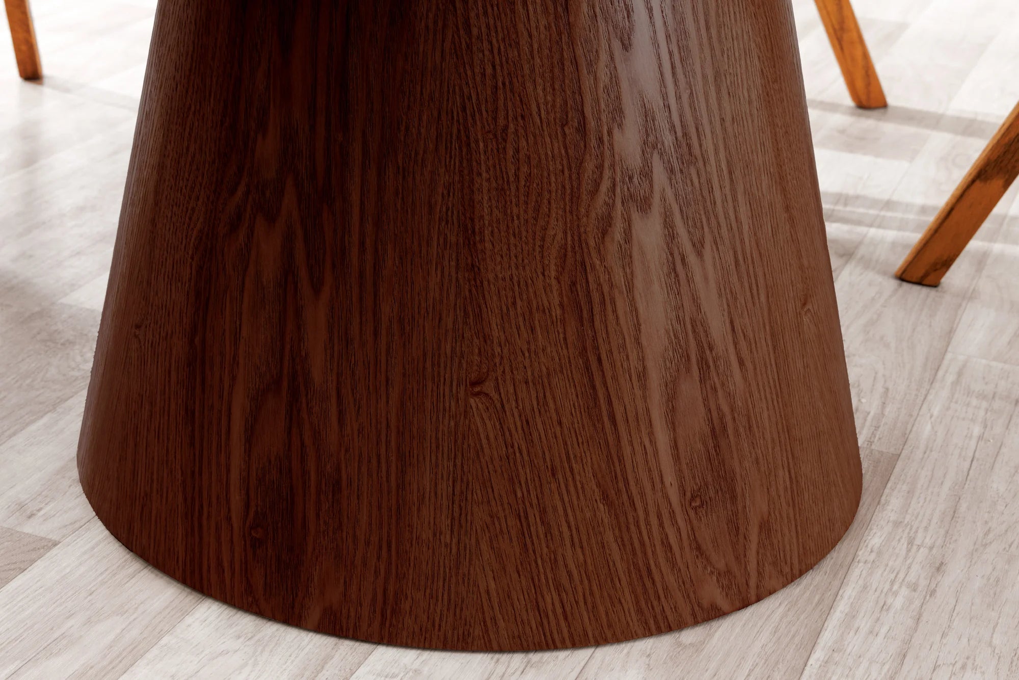 Nowoczesny okrągły stół z ceramicznym blatem i drewnianą podstawą do salonu i jadalni