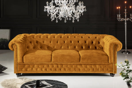 Trzyosobowa sofa Chesterfield z aksamitnym obiciem w kolorze żółtym