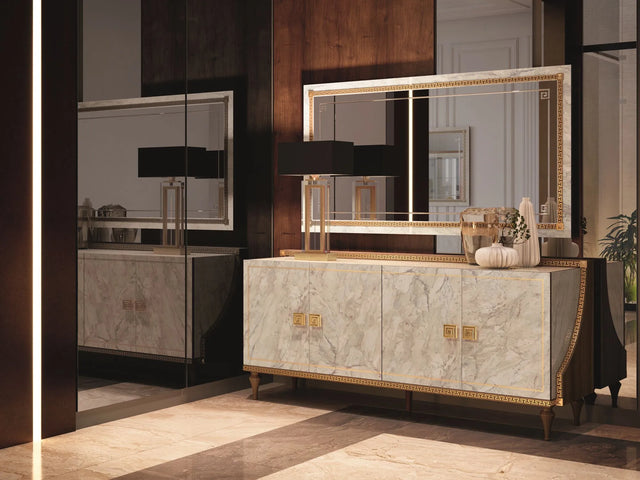 Włoskie lustro Arredoclassic Romantica ze złotymi zdobieniami w stylu włoskim