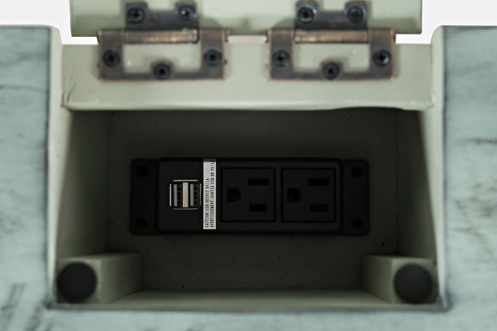 Avola AV1615-5620 Biurko