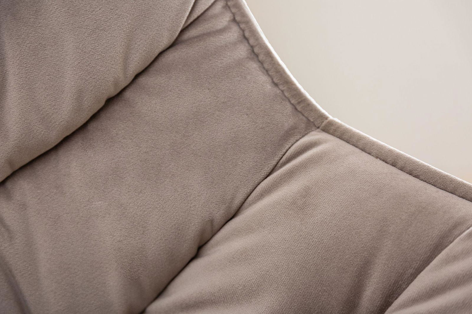 HOKER DUTCH COMFORT AKSAMIT / 40836  / INVICTA INTERIOR