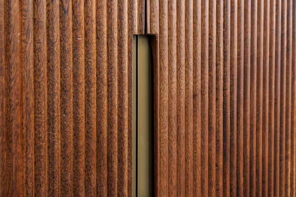 KOMODA GATSBY MANGO CZARNY MARMUROWY BLAT /160CM / 43336 / INVICTA INTERIOR