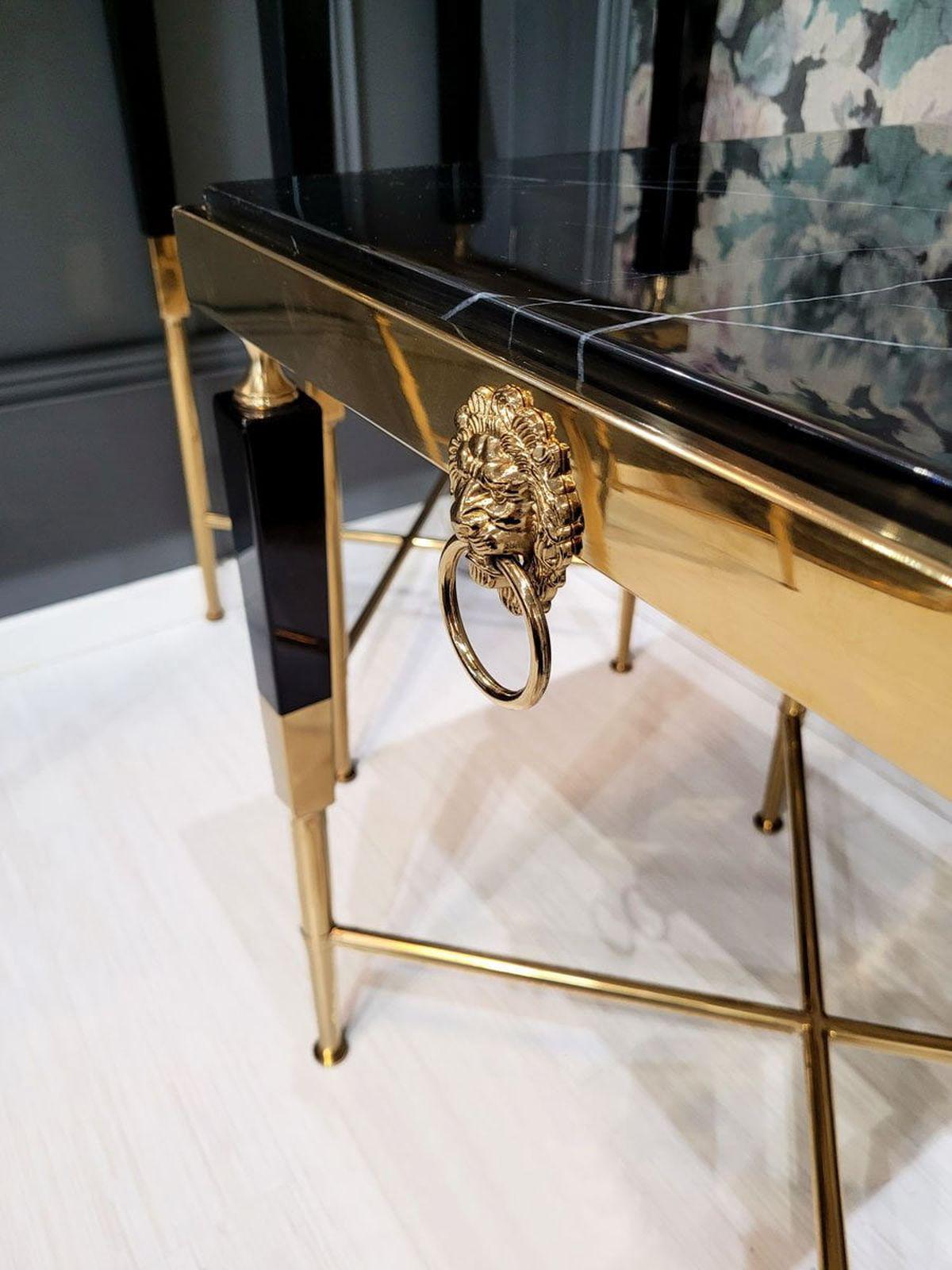 KONSOLA MODERN LEW 140 CM CZARNY / ZŁOTY / ART