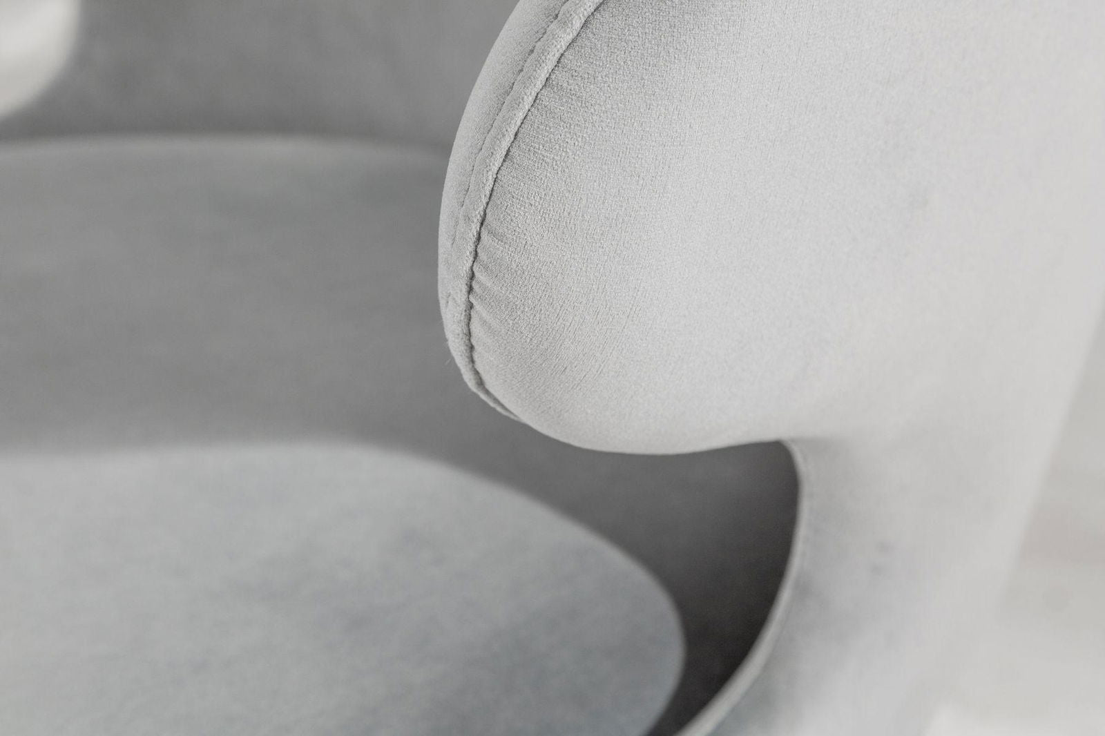 Krzesło Barock III Silver szary z podłokietnikami / 38872 / INVICTA INTERIOR