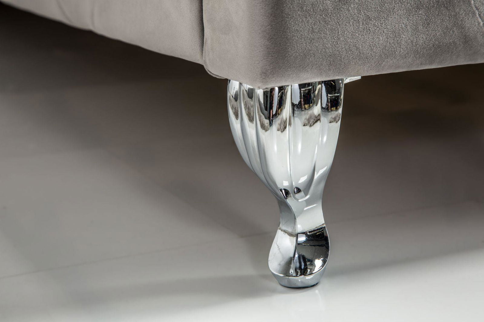 ŁÓŻKO EXTRAVAGANCIA SREBRNO SZARY 180 X 200 / 38968 / INVICTA INTERIOR