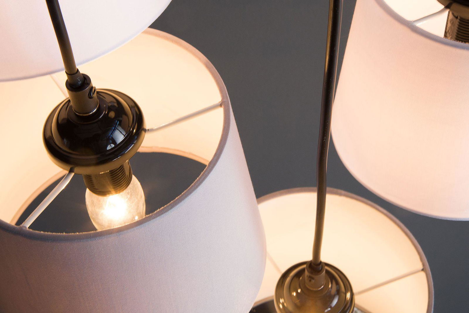Lampa Levels IV czarny szary biały / 38821 / INVICTA INTERIOR