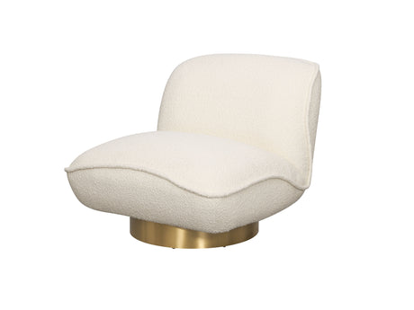 Fotel Nua w kremowej tapicerce na złotej podstawie, nowoczesny i elegancki.