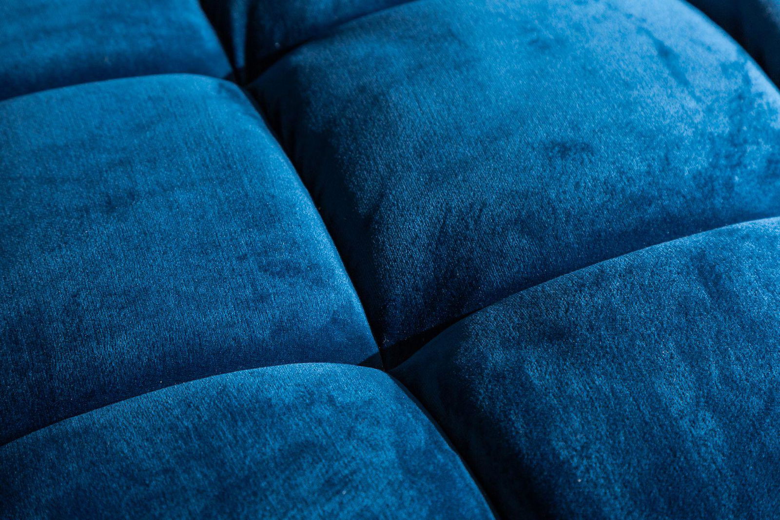SOFA COZY VELVET morski / 39844 / INVICTA INTERIOR