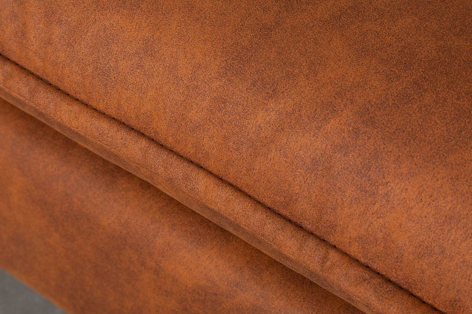 SOFA ROCCO 3 OSOBOWA BRĄZOWA RETRO / 40830 / INVICTA INTERIOR