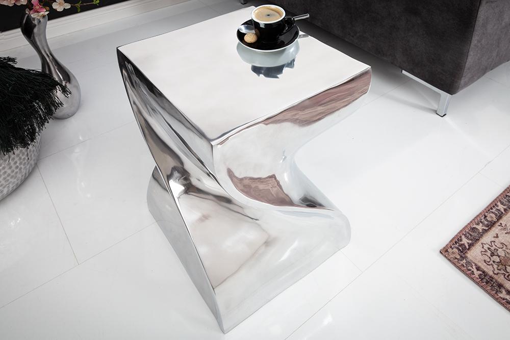 STOLIK TWIST SREBRNY ALUMINIUM / 30220 / INVICTA INTERIOR