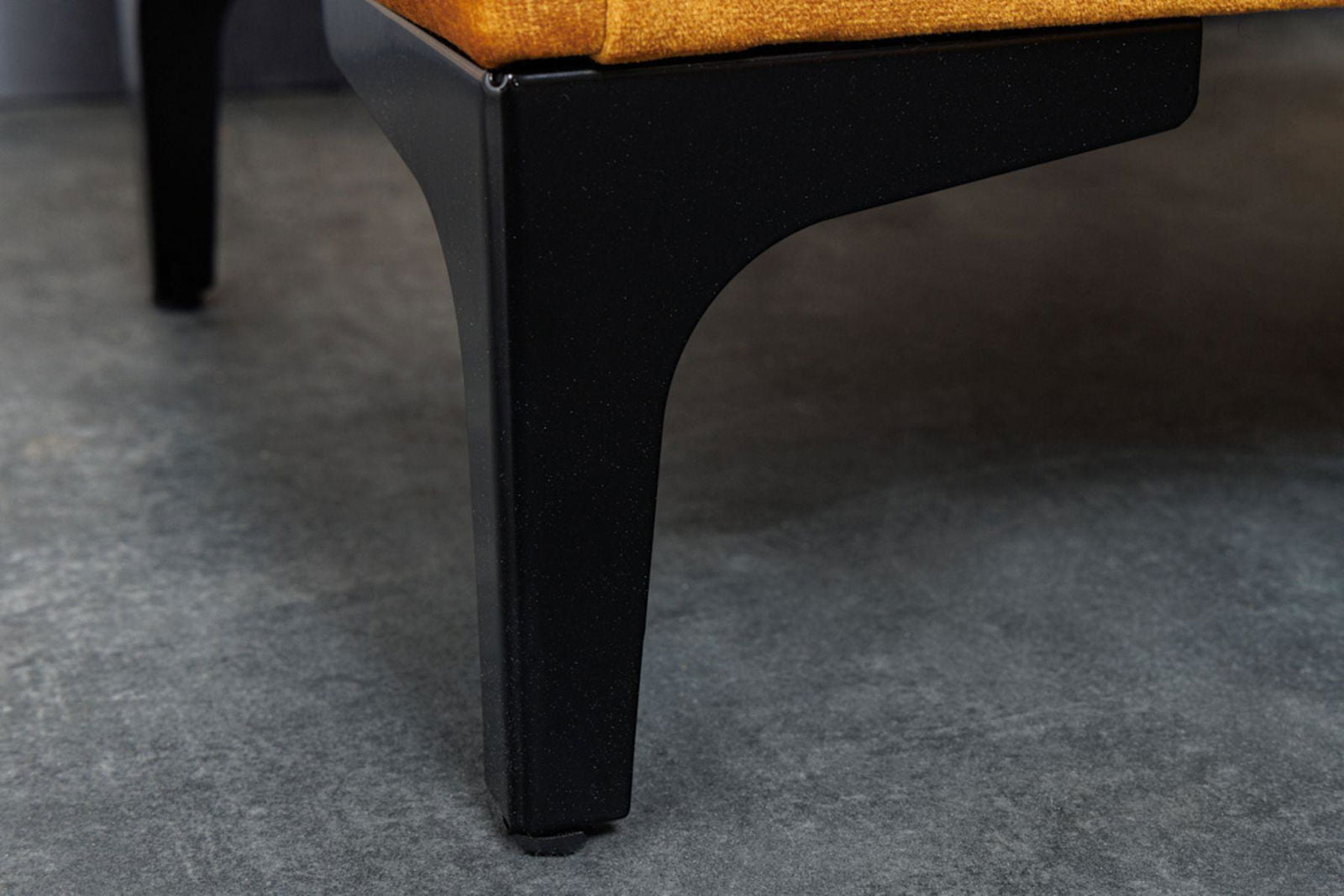 SZAFKA NOCNA BOUTIQUE ŻÓŁTY AKSAMIT 50 CM / 41668 / INVICTA INTERIOR