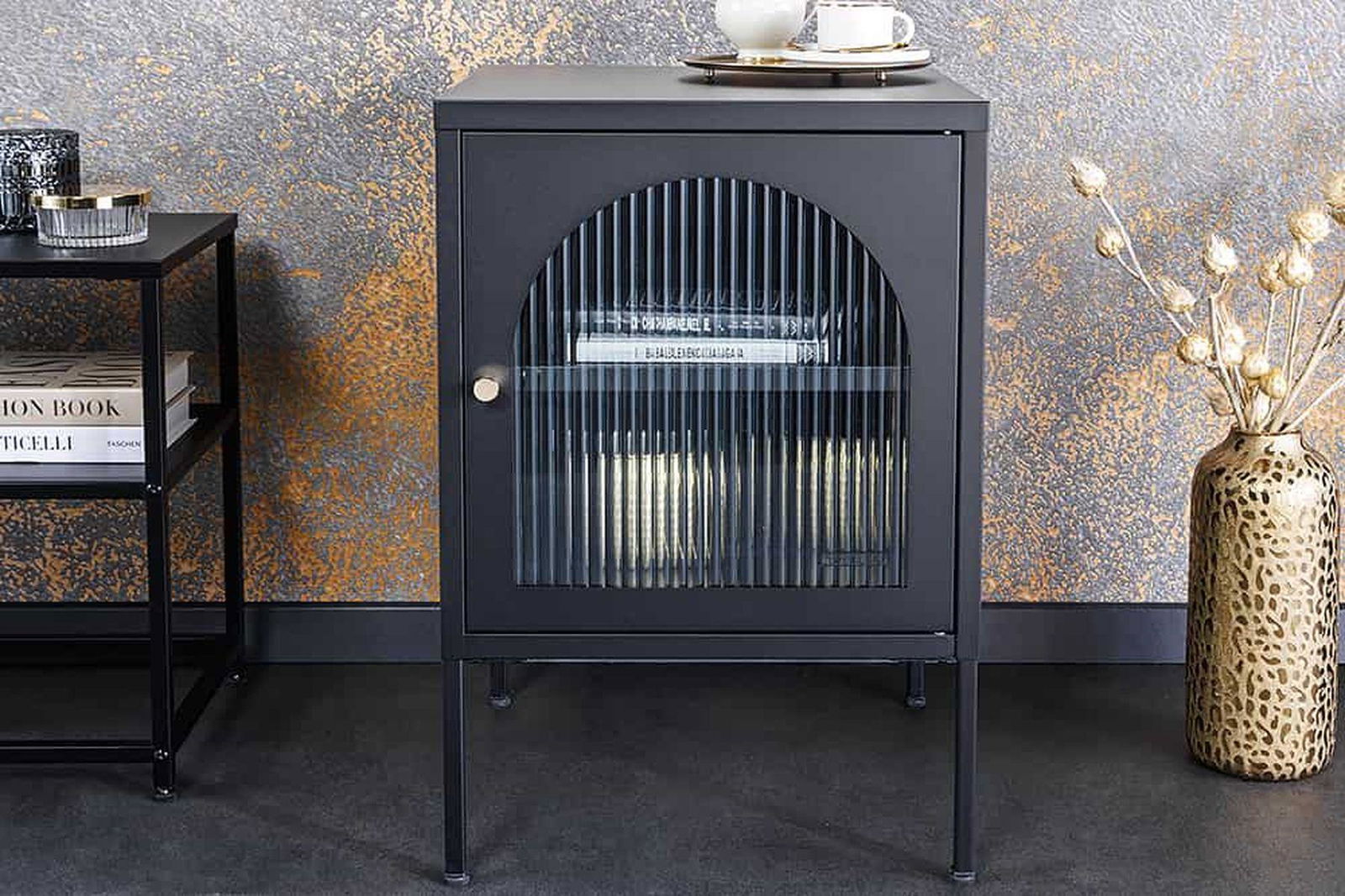 SZAFKA NOCNA PARIS CZARNA / 43329 / INVICTA INTERIOR
