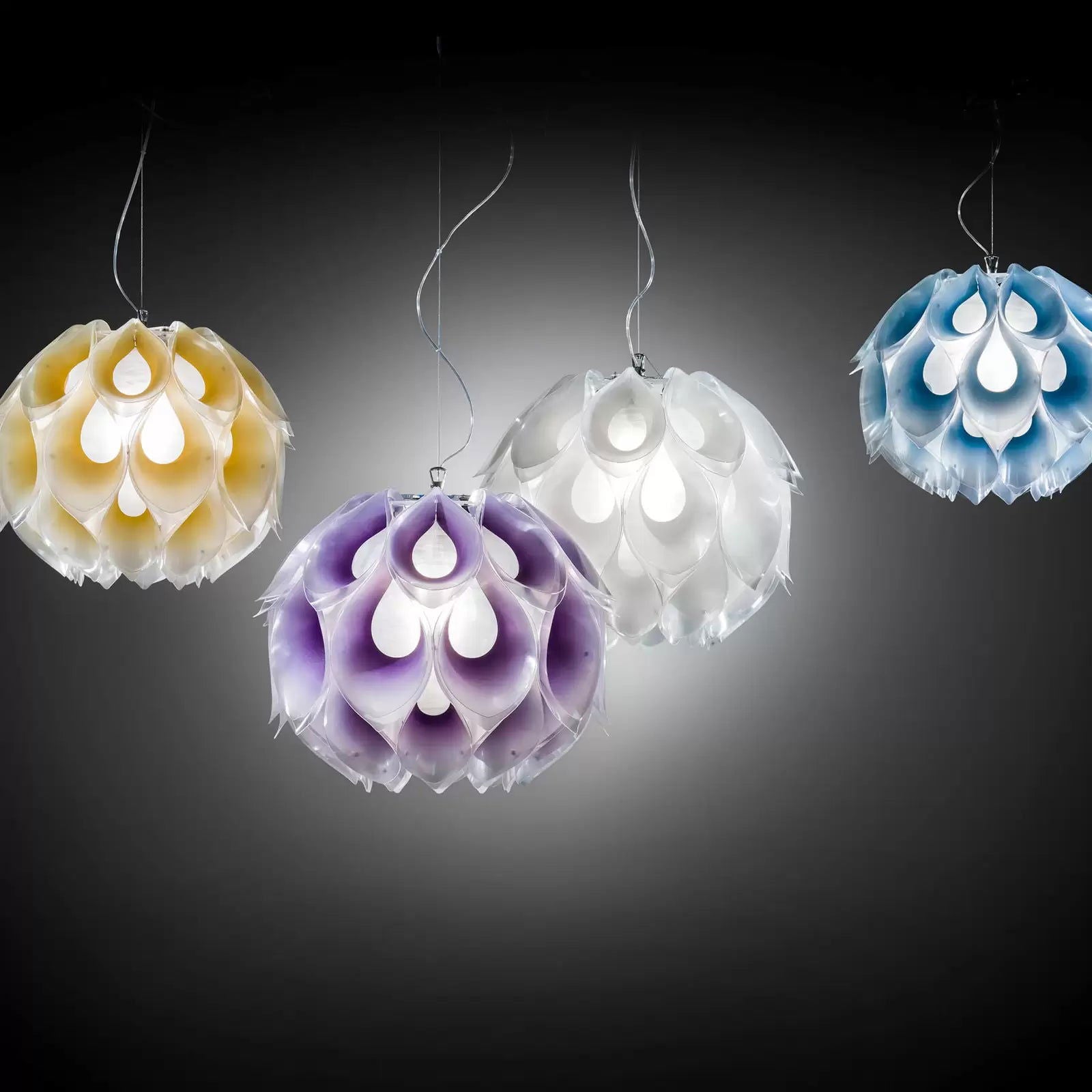 Slamp Flora M- designerska lampa wisząca, biała