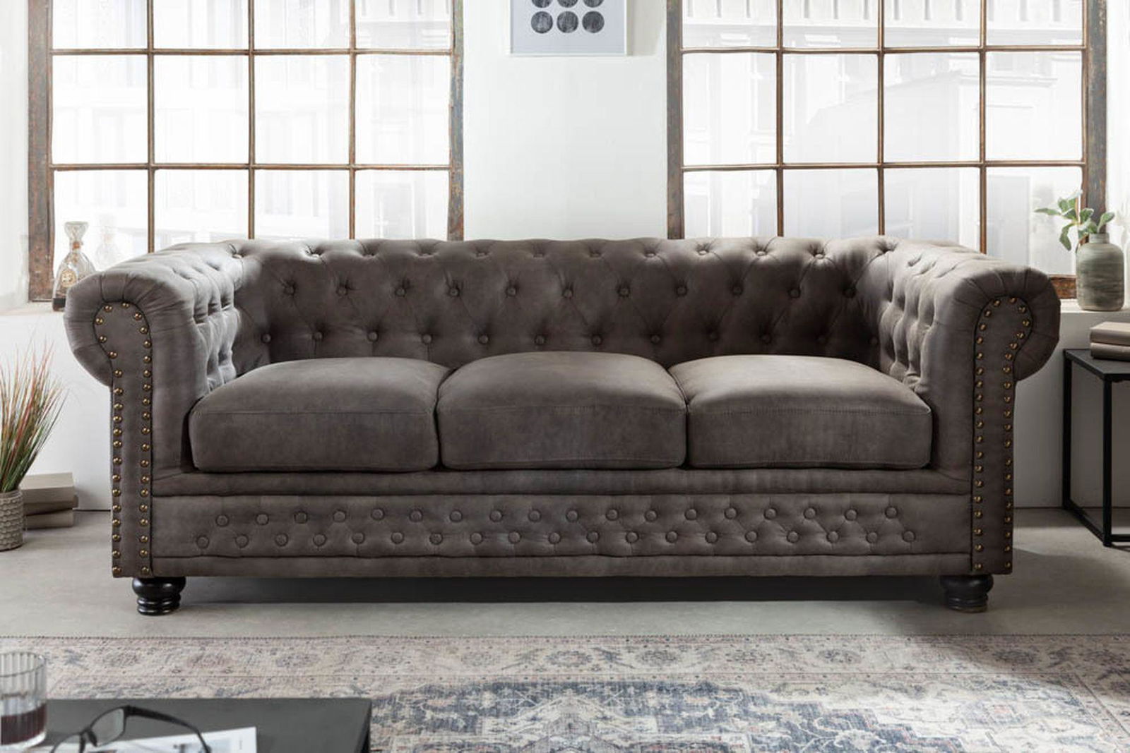 Sofa Chesterfield  3 osobowa  szara / 40517 / INVICTA INTERIOR