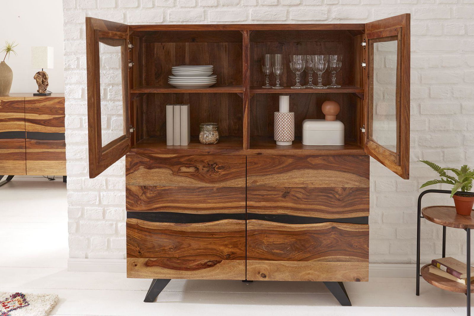 Witryna Amazonas Sheesham 140 CM / 40195 / INVICTA INTERIOR