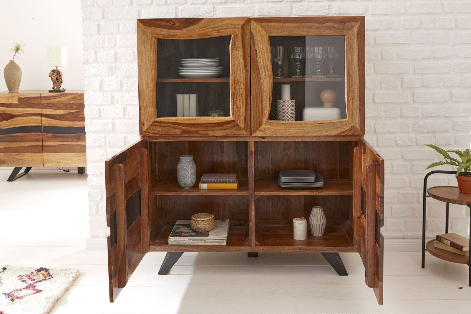Witryna Amazonas Sheesham 140 CM / 40195 / INVICTA INTERIOR