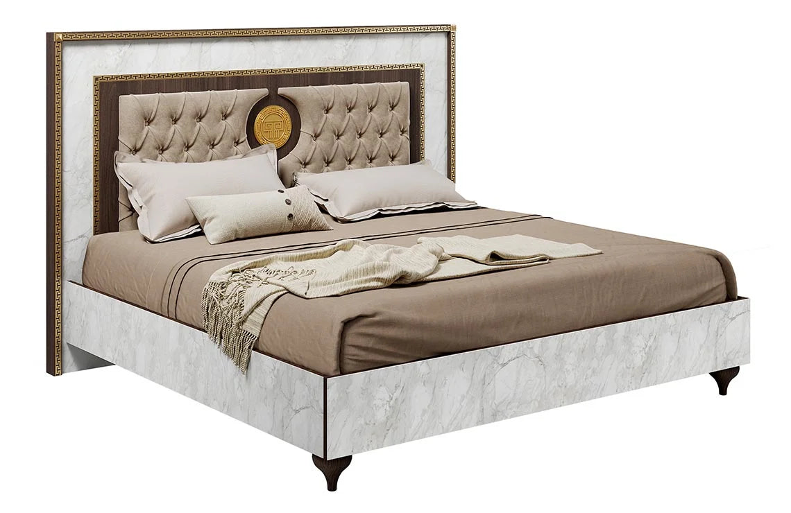 Włoski łóżko Arredoclassic Romantica , z tapicerowanym oparciem i złoconymi detalami w stylu włoskim