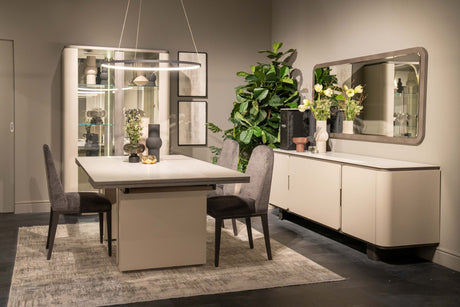 Wisząca konsola Perla z dwiema szufladami, zaokrąglonymi frontami i wykończeniem w kolorze kości słoniowej