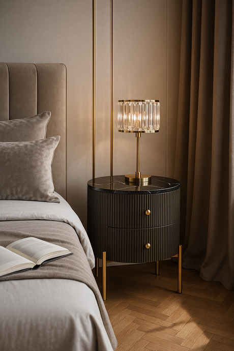 Grafitowa szafka nocna ze złotymi nogami i marmurowym blatem