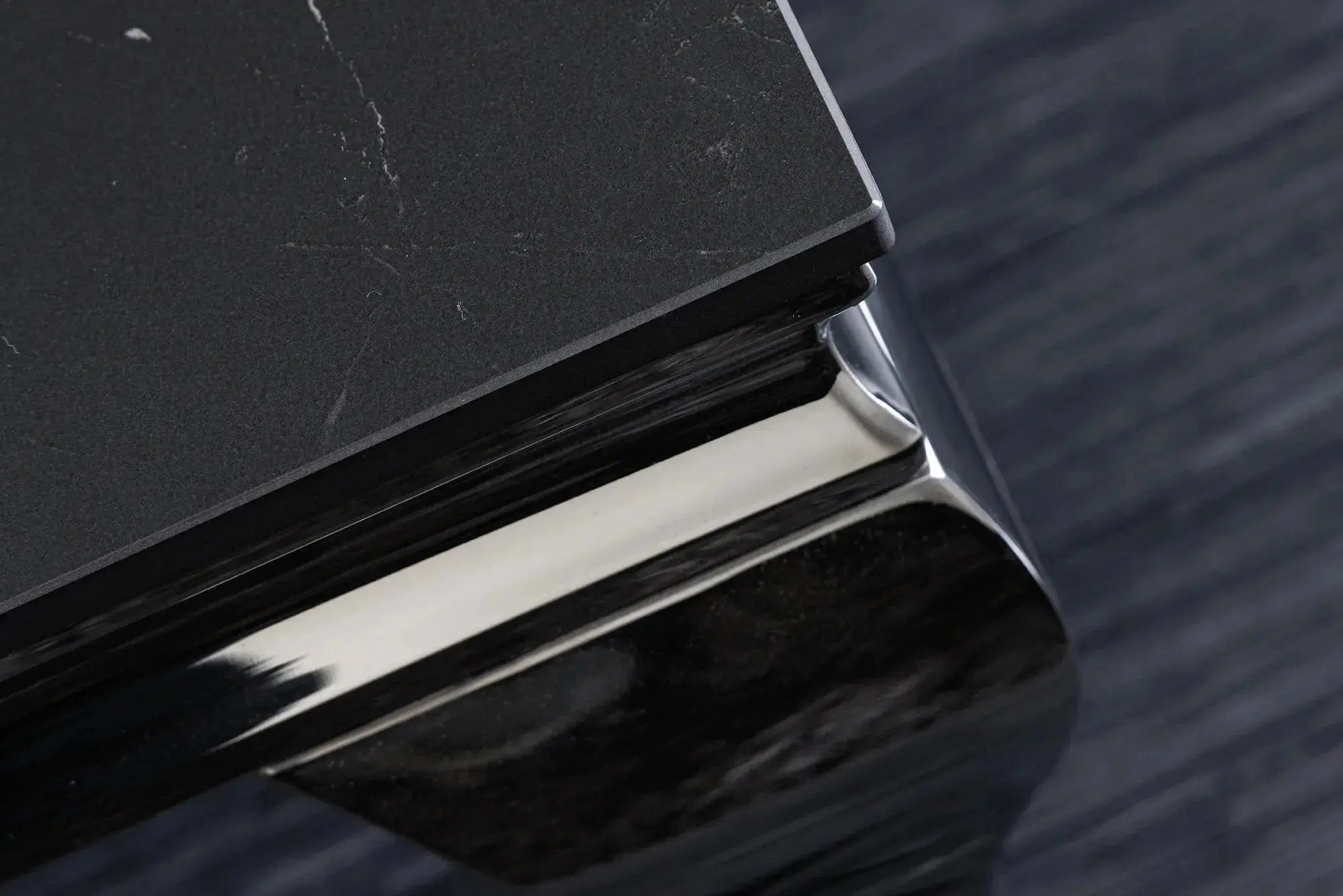 KONSOLA  MODERN BAROCK OPTYKA CZARNY MARMUR 140 CM / 44367  / INVICTA INTERIOR Invicta Interior