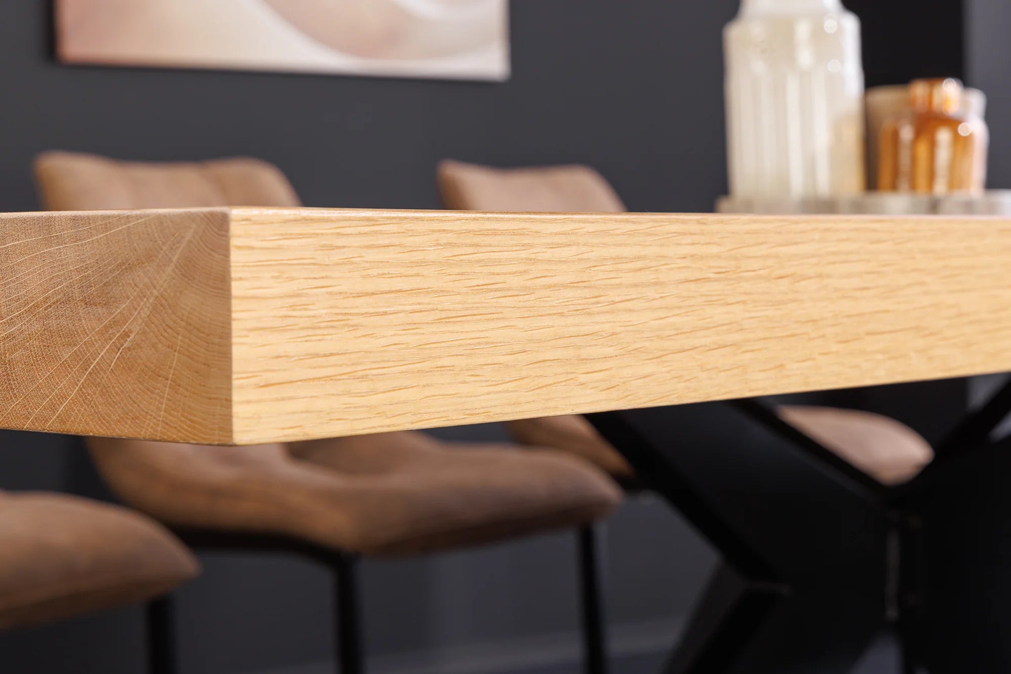 Stół blat optyka dąb, czarna metalowa podstawa w kształcie gwiazdy, styl industrialny