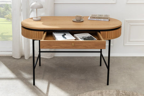 Nowoczesna konsola pokryta fornirem dębowym, czarne metalowe nogi, szuflada