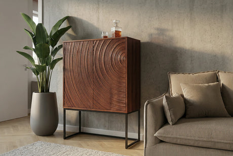 Komoda z drewna mango z frontem 3D, brązowym korpusem i czarną metalową ramą do salonu