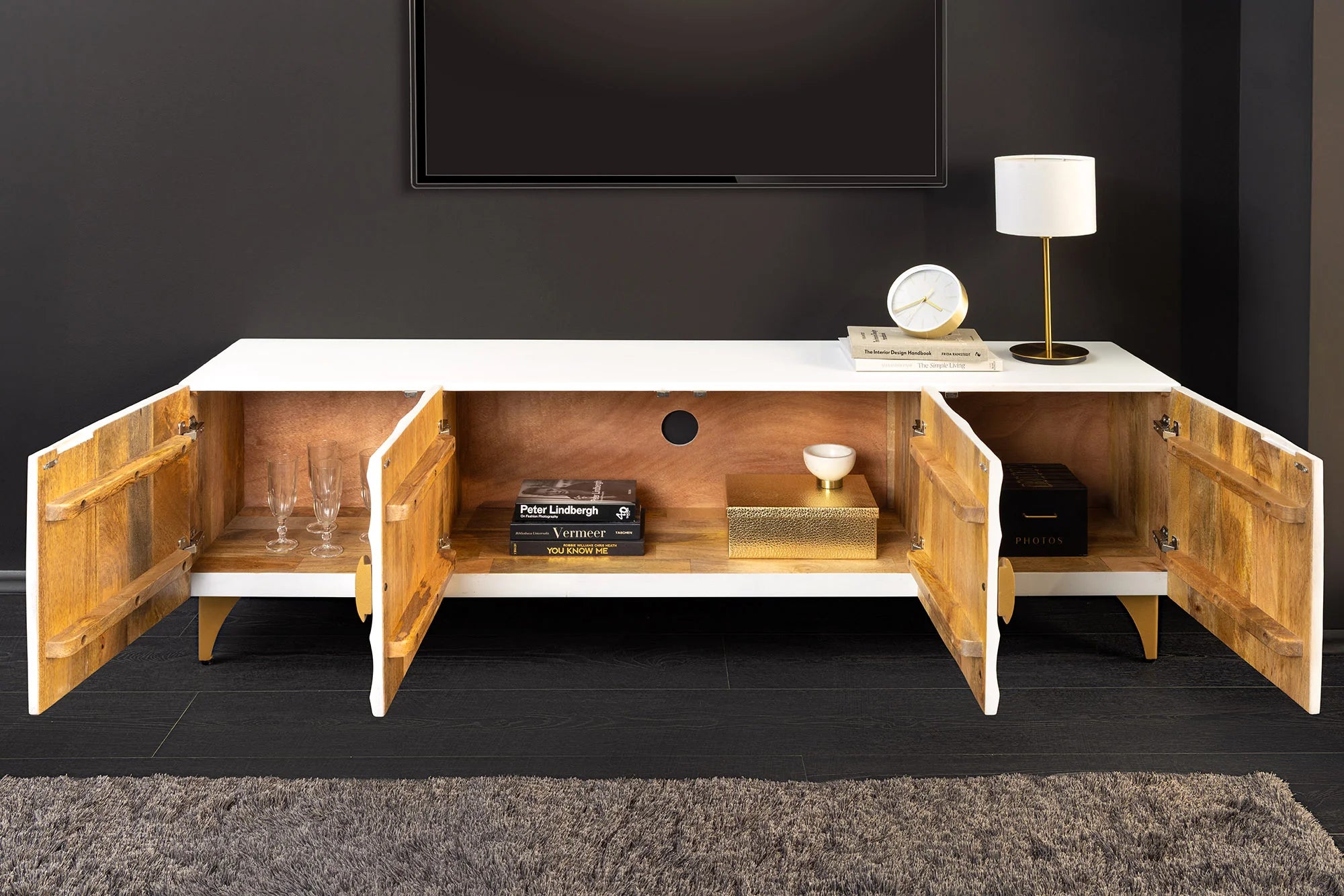 SZAFKA RTV SUNSET MANGO BIAŁA 180 CM / 48411 / INVICTA INTERIOR