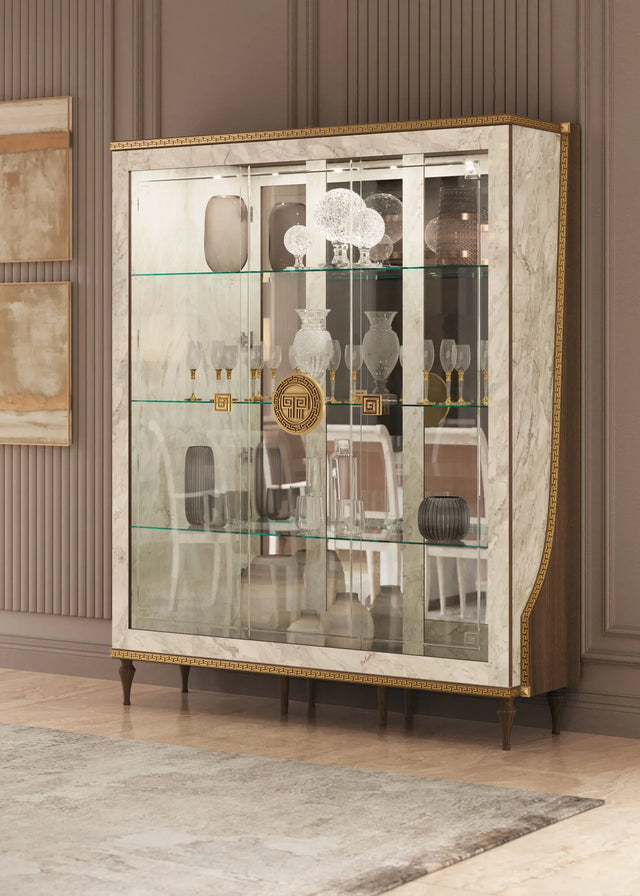 Włoska witryna Arredoclassic Romantica optyka marmur Carrara,orzech,  szklane drzwiczki i złote uchwyty