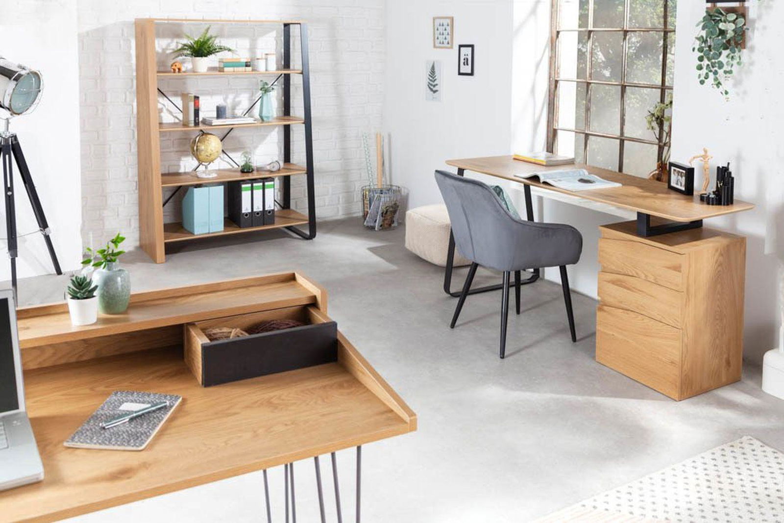 BIURKO STUDIO 160 CM OPTYKA DĄB NATURALNY / 40986  / INVICTA INTERIOR