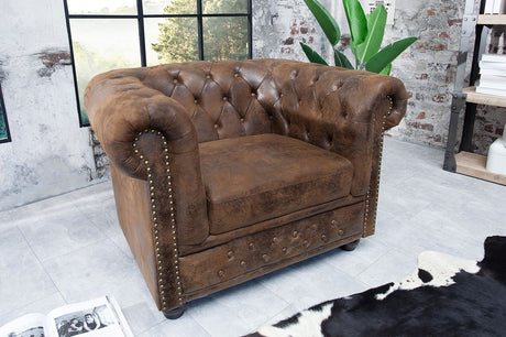FOTEL Chesterfield brązowy antyczny / 17383  / INVICTA INTERIOR