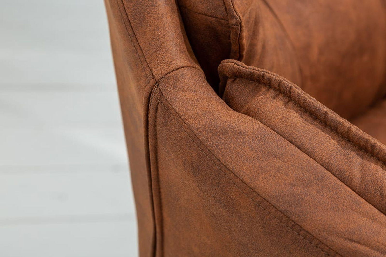 KRZESŁO LOUNGER BRĄZ / 39838 / INVICTA INTERIOR