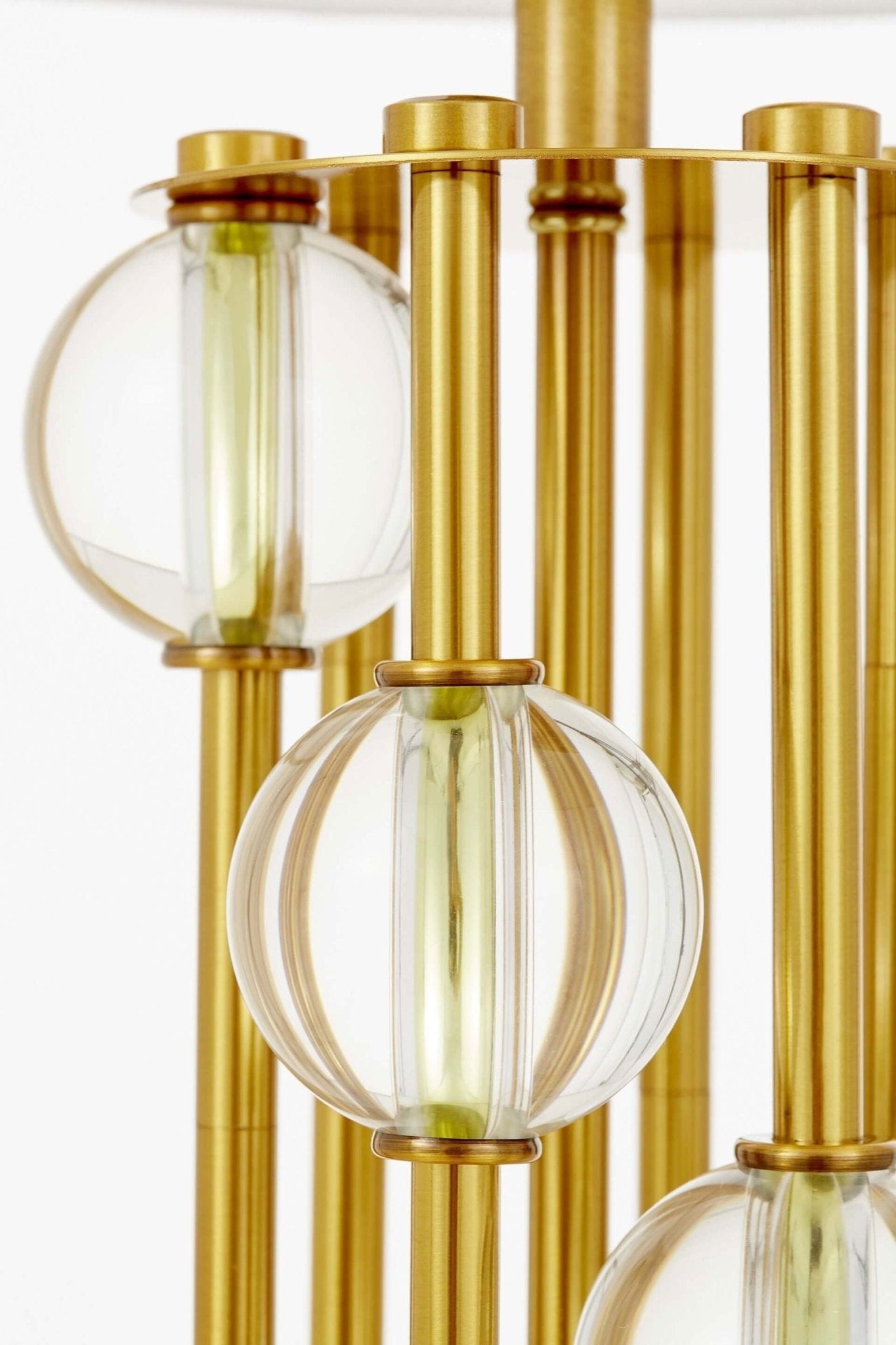 LAMPA NOCNA GLAMOUR BIAŁO - MOSIĘŻNA KAMPANIA