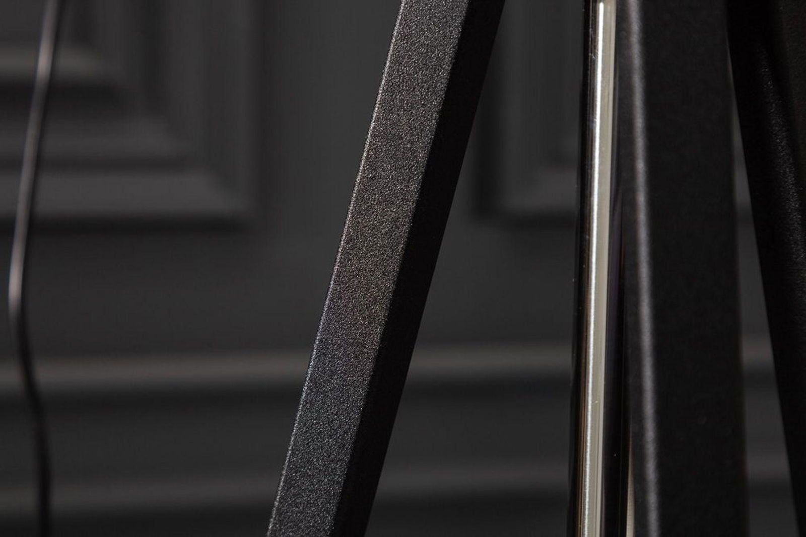 LAMPA PODŁOGOWA STUDIO CZARNO ZŁOTA / 40779 / INVICTA INTERIOR