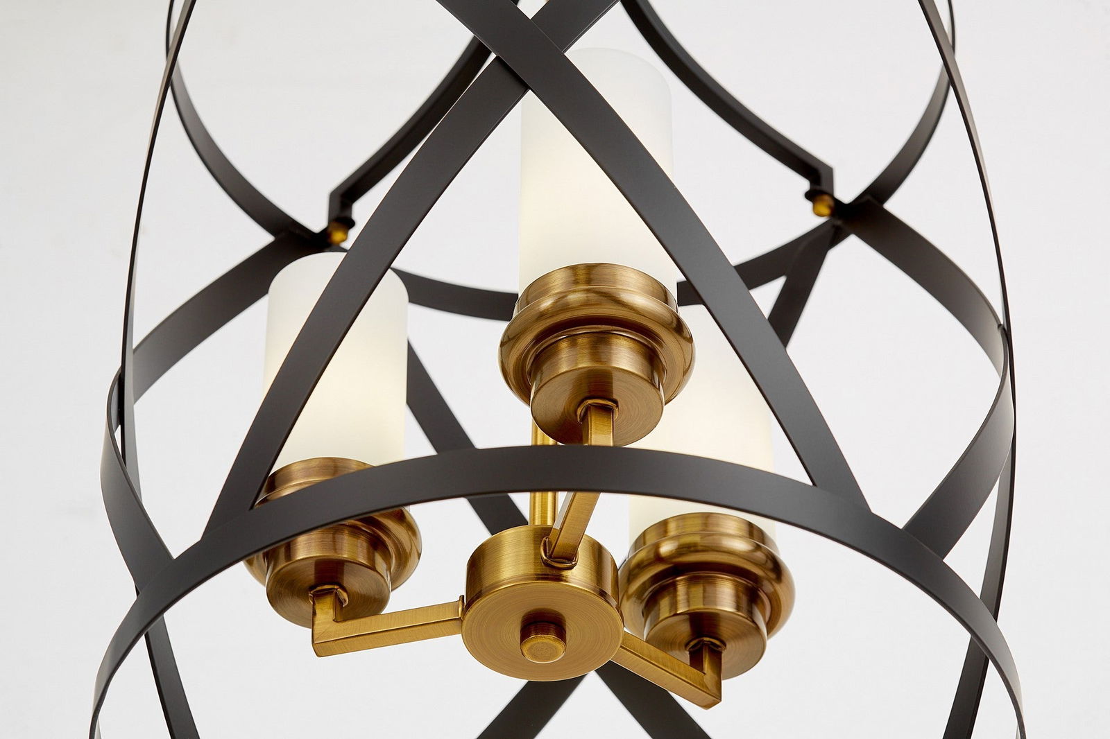 LAMPA WISZĄCA LOFT CZARNO-MOSIĘŻNA ASTILA W3