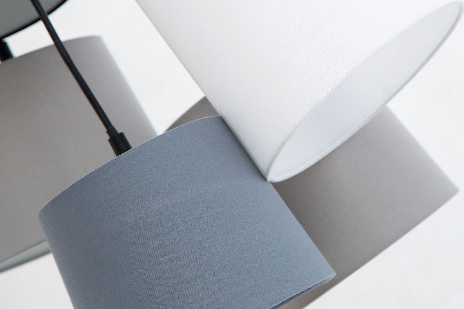 Lampa Levels szary biały czarny  / 37742 / INVICTA INTERIOR
