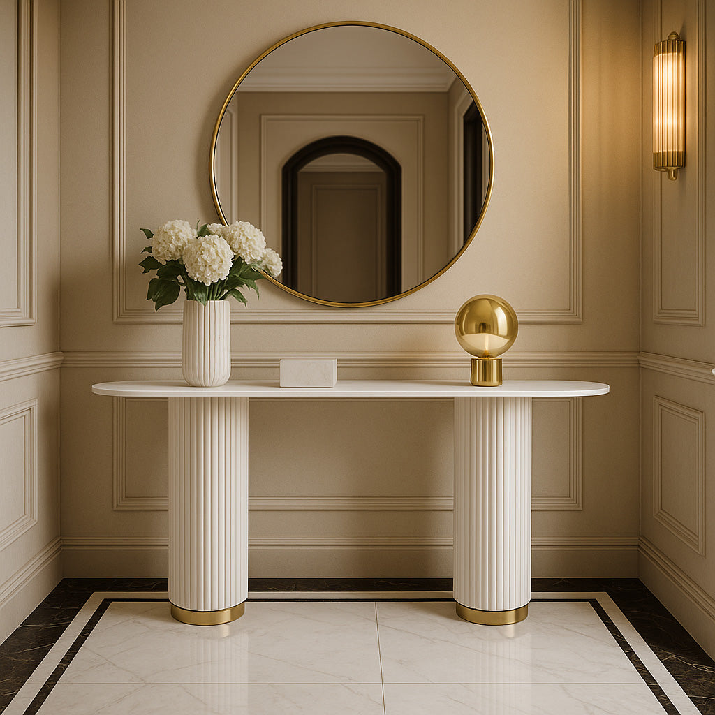 Konsola owalna z białym blatem imitującym marmur i dwiema plisowanymi nogami w kolorze ecru ze złotą bazą
