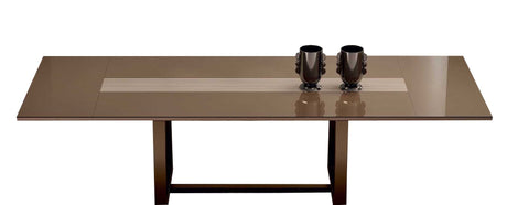 Włoski stół rozkładany Linea w kolorze brązowym z połyskiem – nowoczesny stół do jadalni i salonu z dekoracyjnym pasem