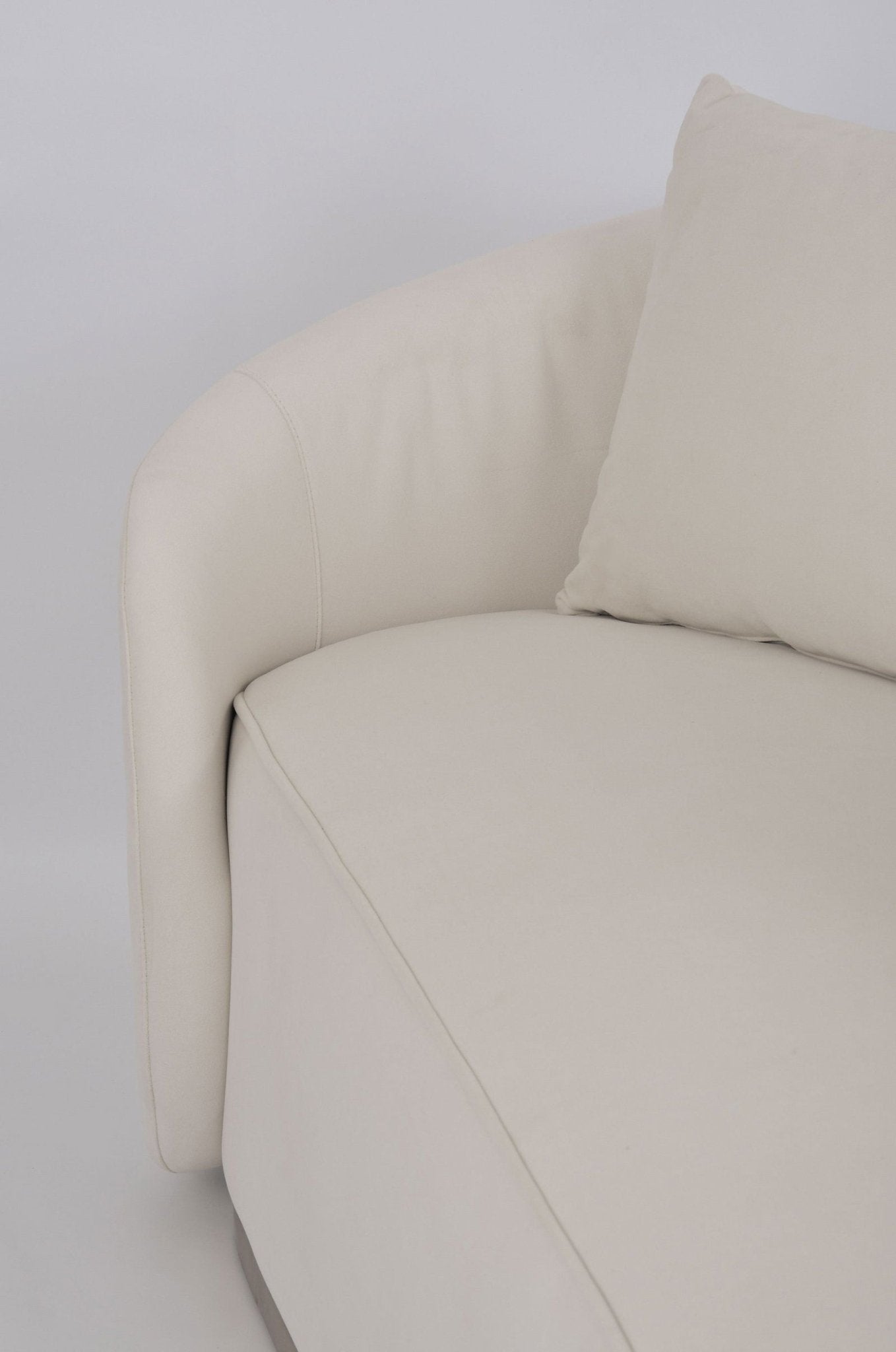 Nua N19 - 2 Sofa