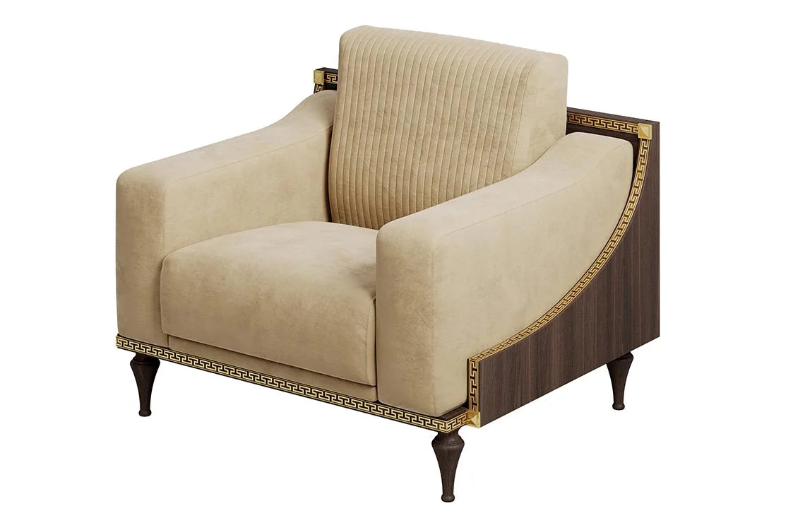 Włoski fotel Arredoclassic Romantica w beżowym aksamicie z ramą w optyce orzecha i złotymi detalami