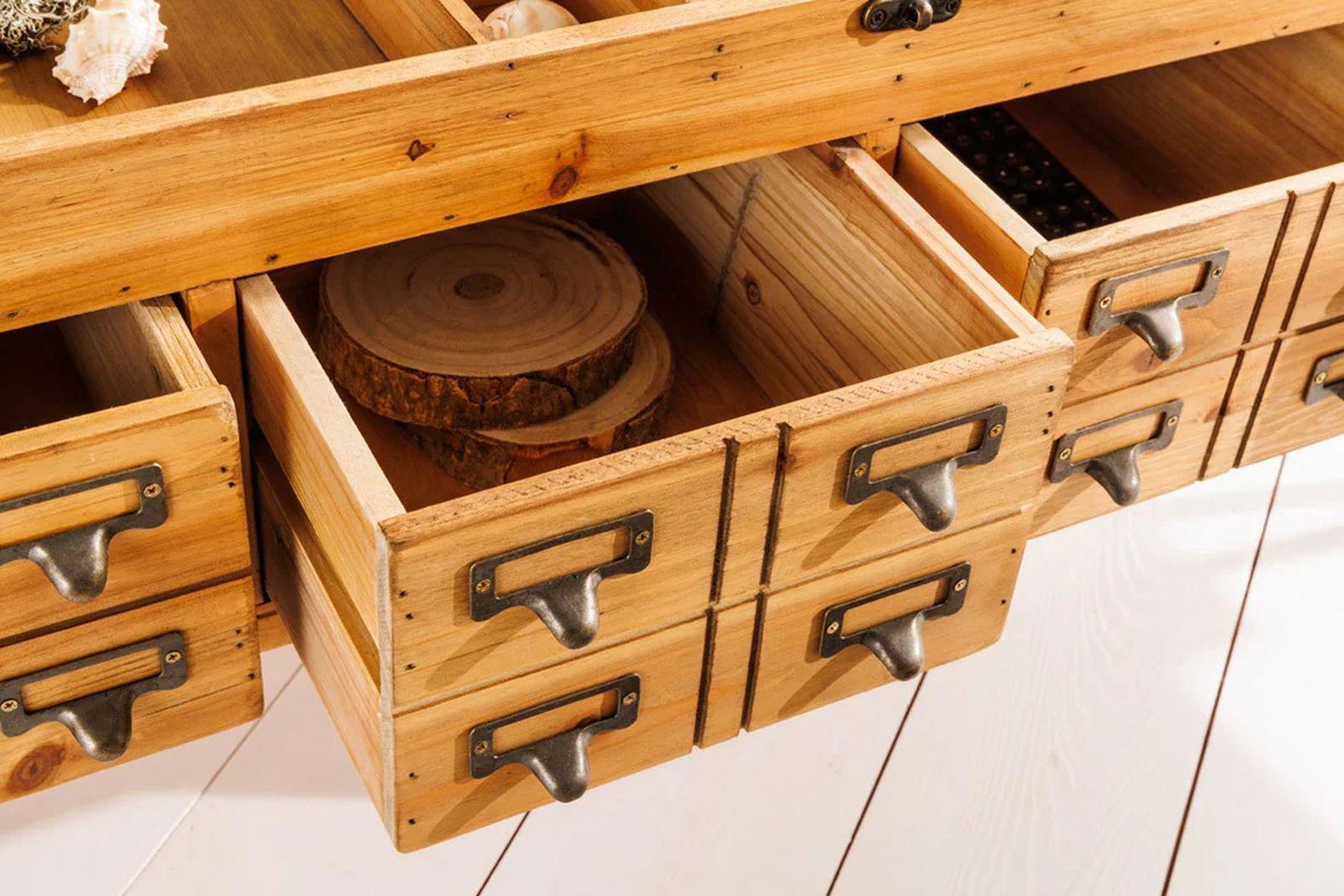 STOLIK KAWOWY DREWNO JODŁA 100 CM / 41194  / INVICTA INTERIOR