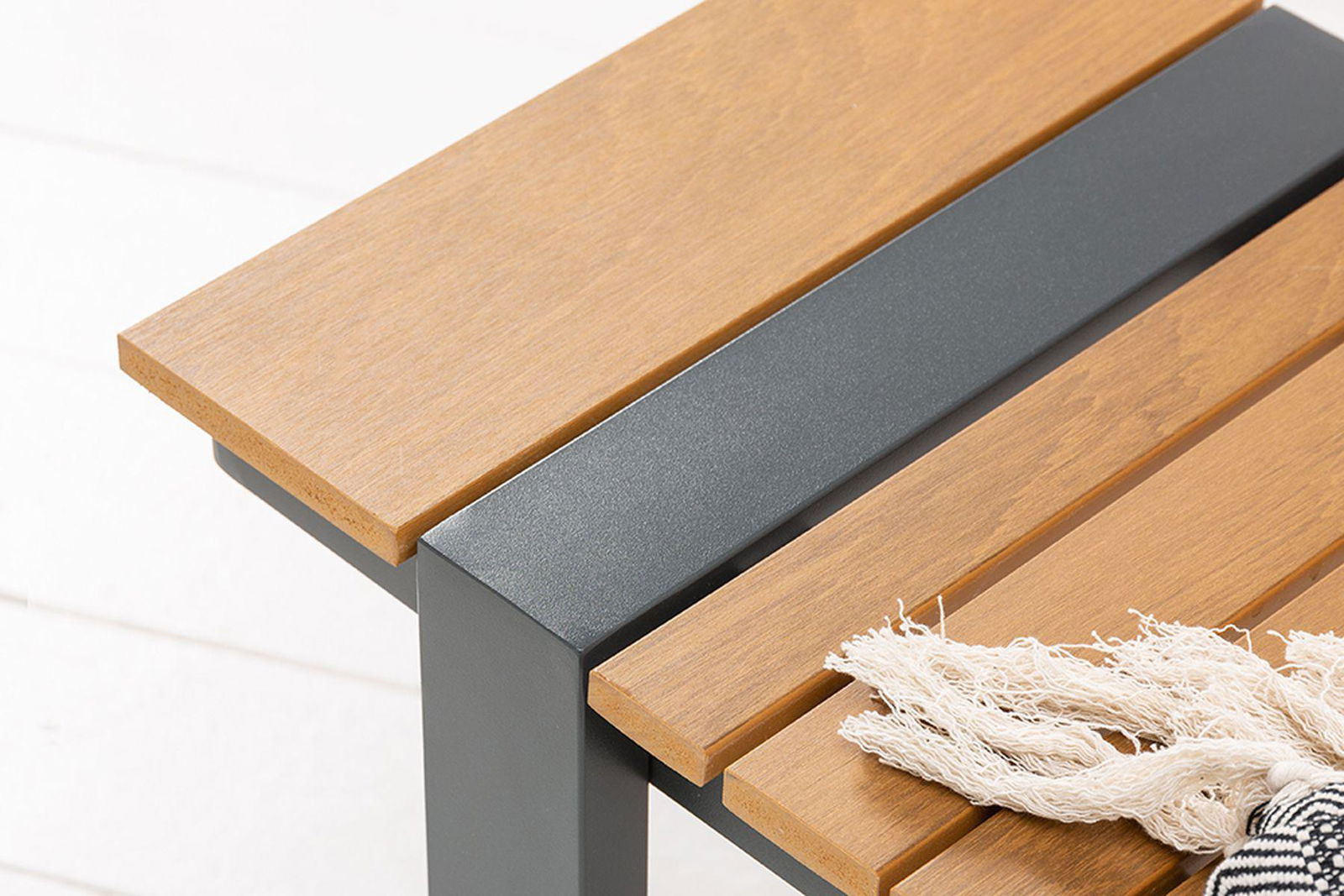 STOLIK OGRODOWY TAMPA LOUNGE 80 CM / 40935  / INVICTA INTERIOR