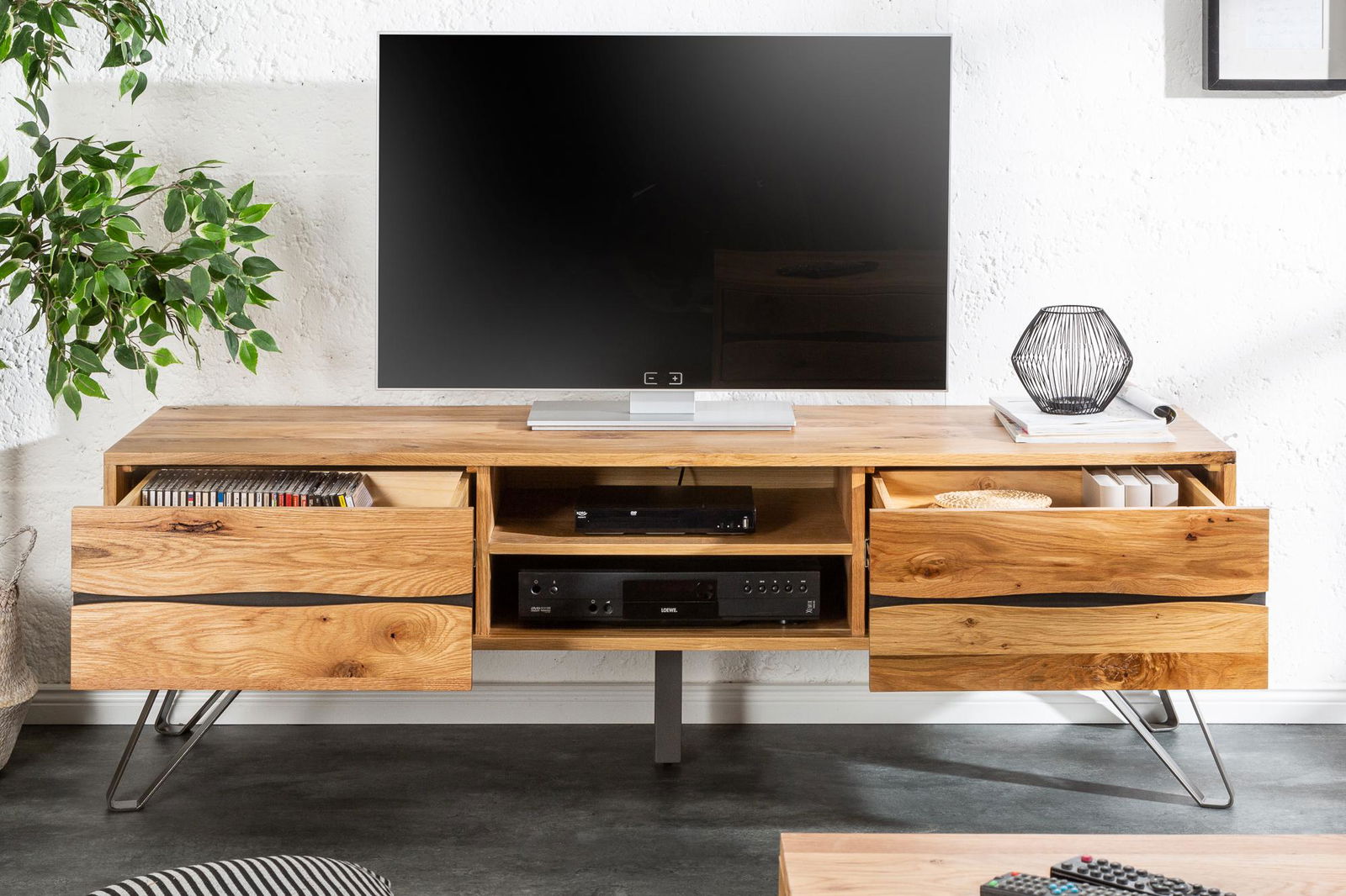 SZAFKA RTV LIVING EDGE / 39434 / INVICTA INTERIOR