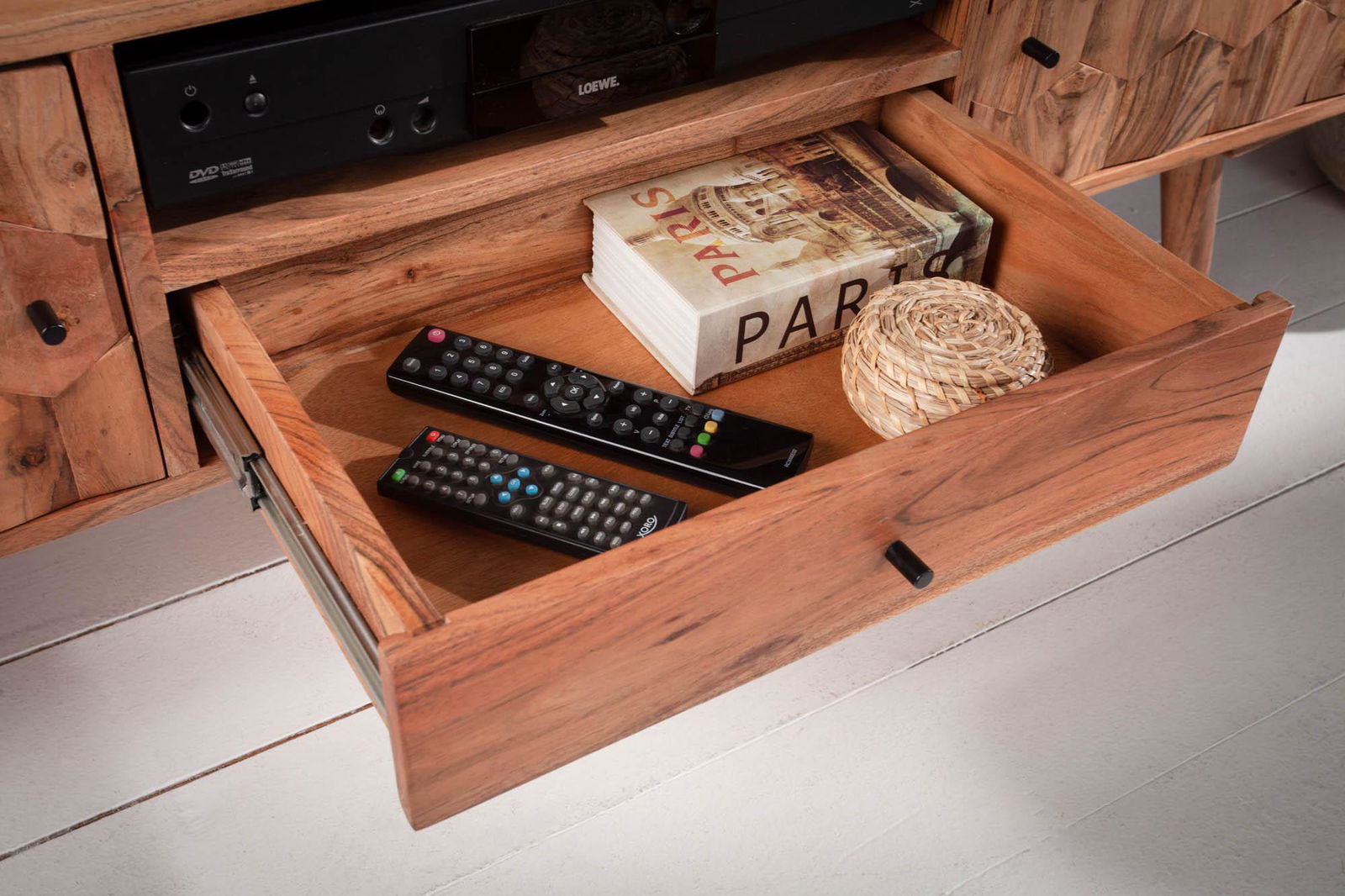 SZAFKA RTV MYSTIC LIVING  /  38423 / INVICTA INTERIOR