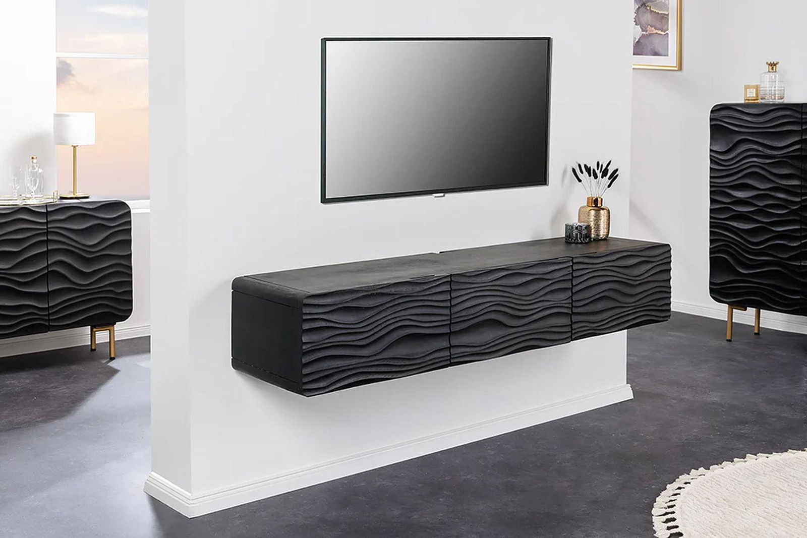 SZAFKA RTV WISZĄCA DREWNO MANGO CZARNA / 43477 / INVICTA INTERIOR