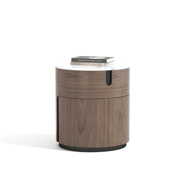 Szafka nocna orzech włoski z białym marmurowym blatem, 1 szuflada push-to-open, czarne metalowe akcenty