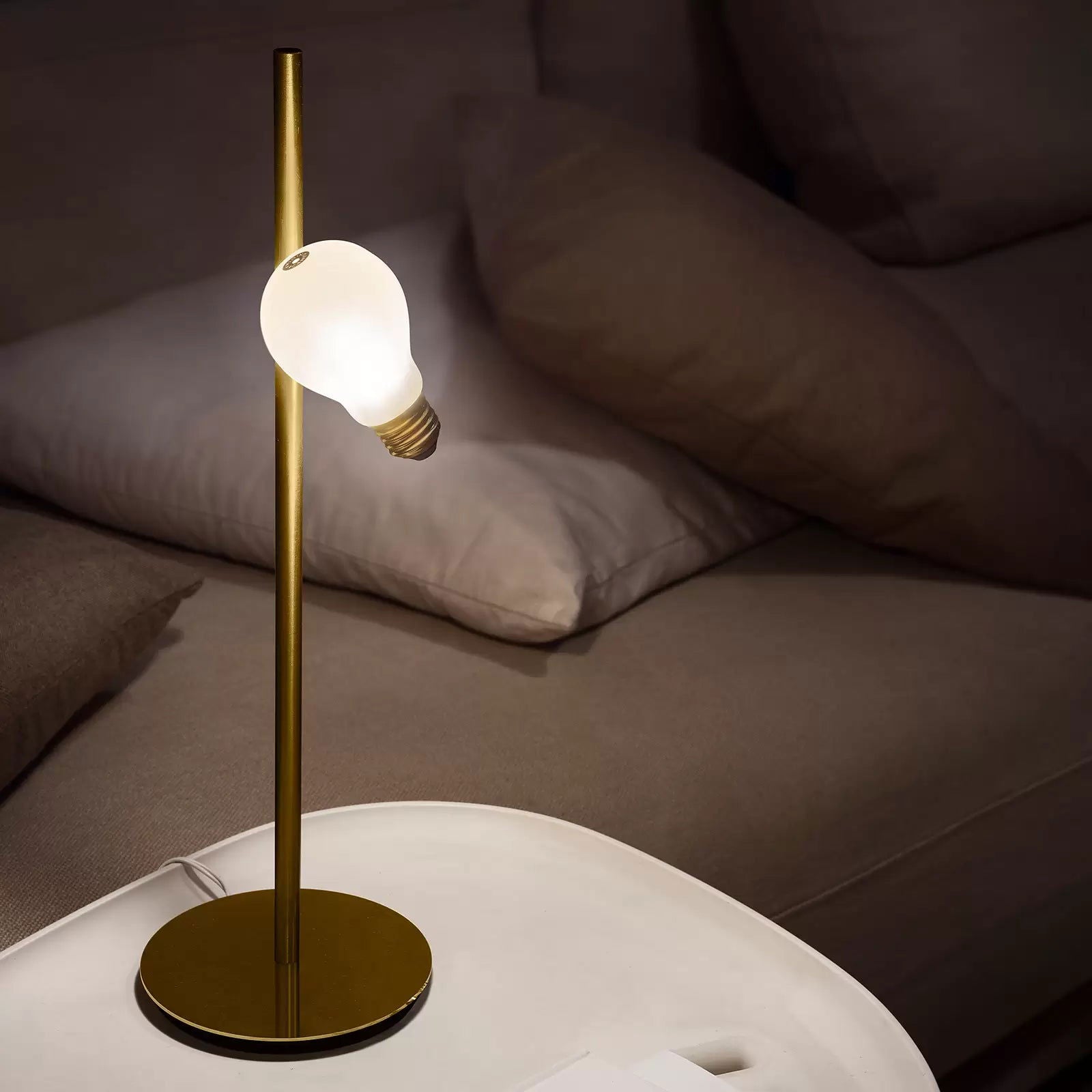 Slamp Idea lampa stołowa LED