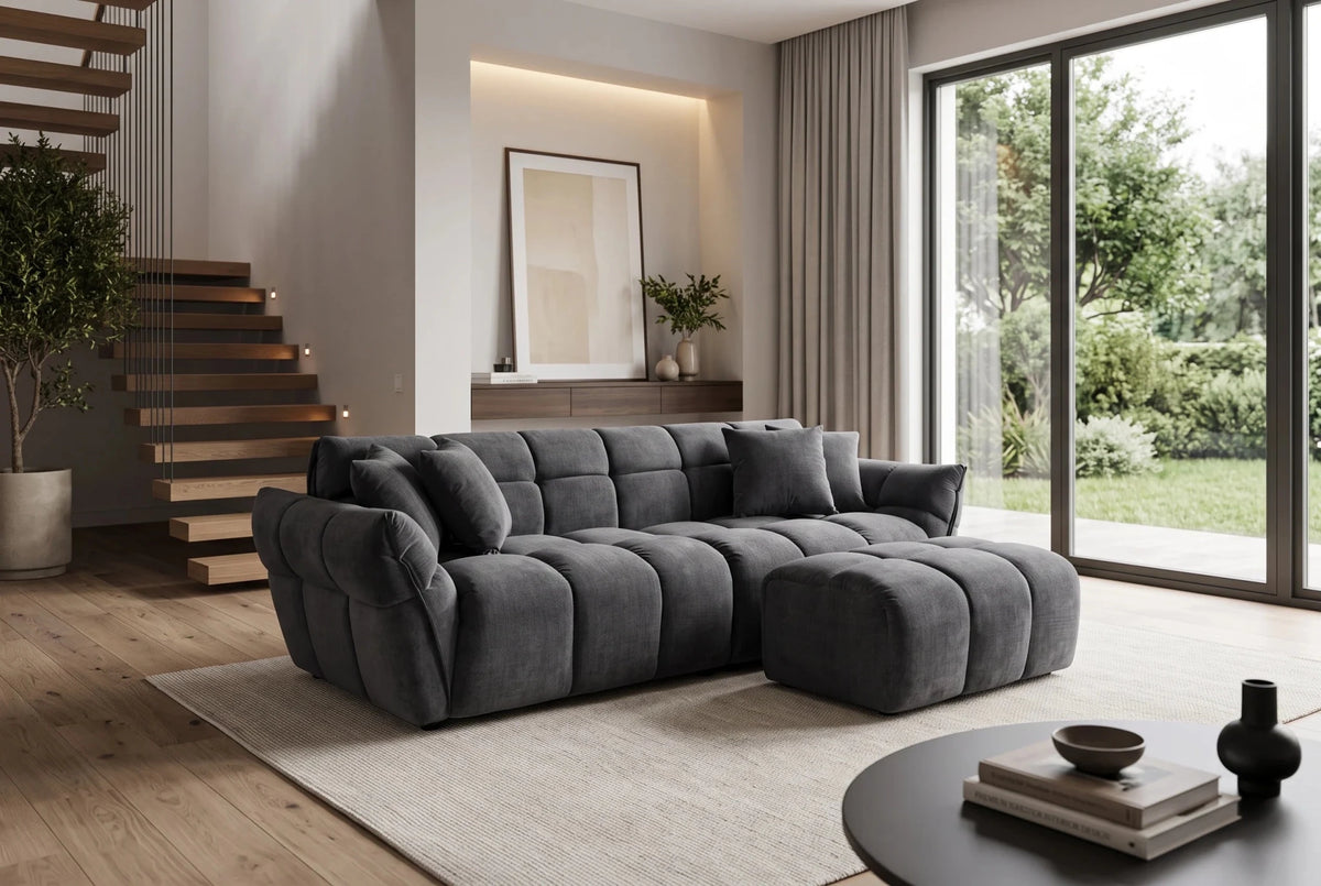 Ciemnoszara sofa CLOUD w tkaninie velvet o zaokrąglonej formie do nowoczesnego salonu