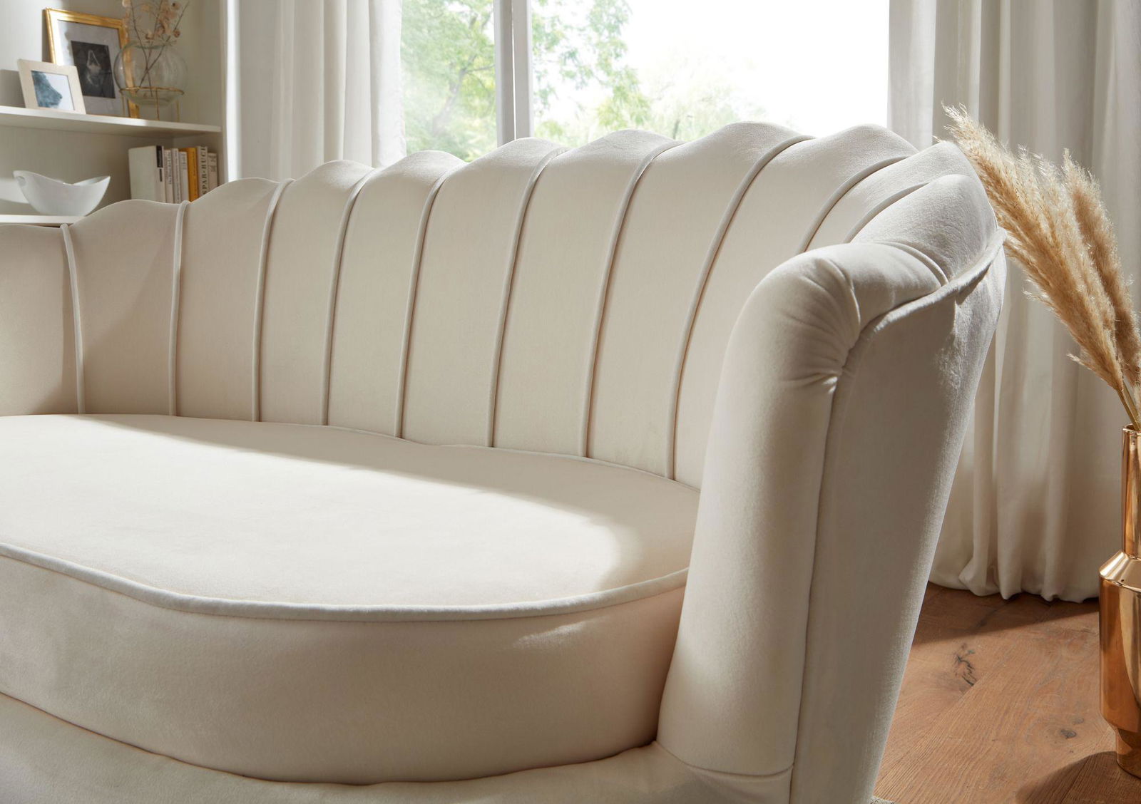 Sofa 2-osobowa velvet kremowa 130 cm Wohnling / WL6.425 /