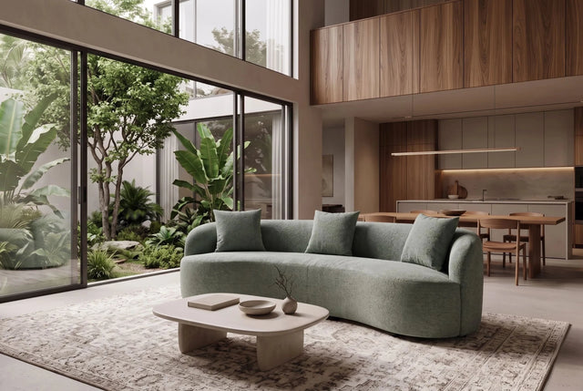 Zielona sofa ATELIER 230 cm 3-osobowa w tkaninie bouclé o zaokrąglonych kształtach